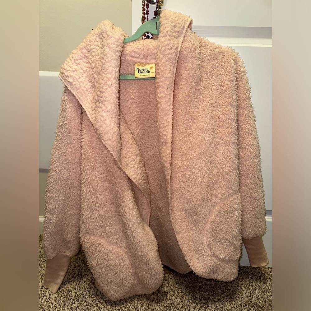 Nordic Beach Wrap